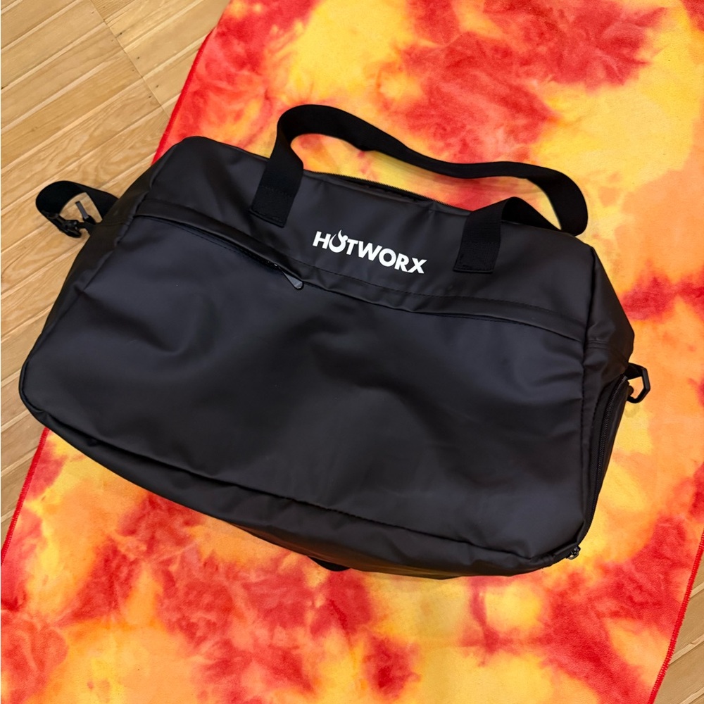 HOTWORX duffel bag for yoga mat